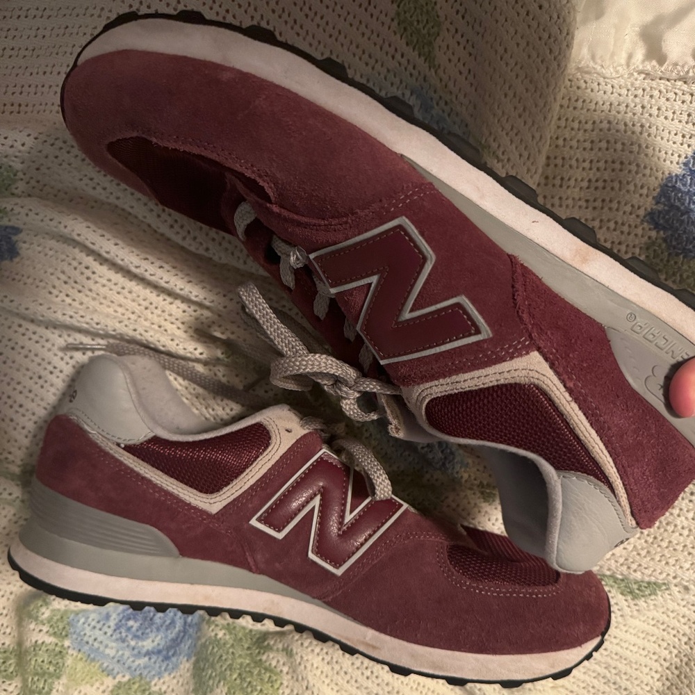 New Balance 574 Plum